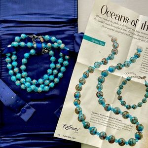Glass bead necklace and bracelet set. Murano glass beads.